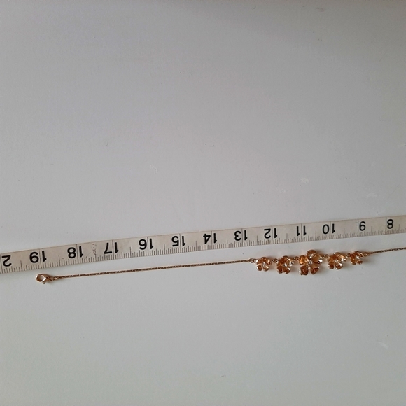 Gold Necklace - Picture 6 of 7